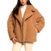 9927 bunda z makkej kozusiny fluffy
