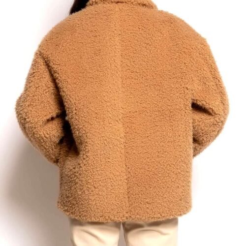 9927 bunda z makkej kozusiny fluffy oversize