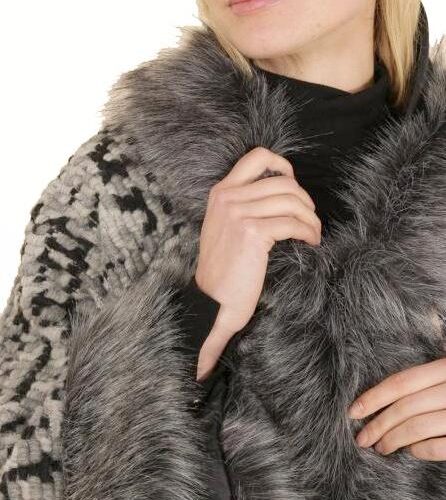 ITALY Dámsky volny vlnený kabát s kožušinou kapucňa