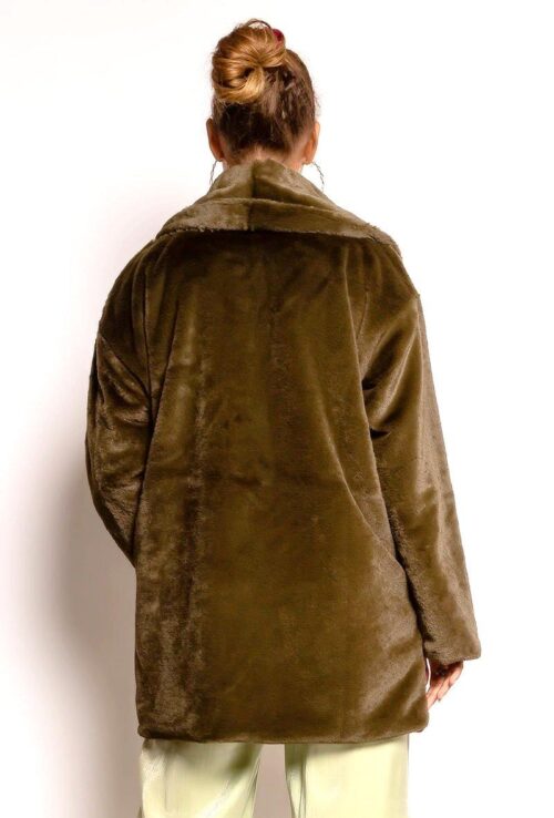 Kozusinova bunda s kapucnou khaki 163 1 multibella
