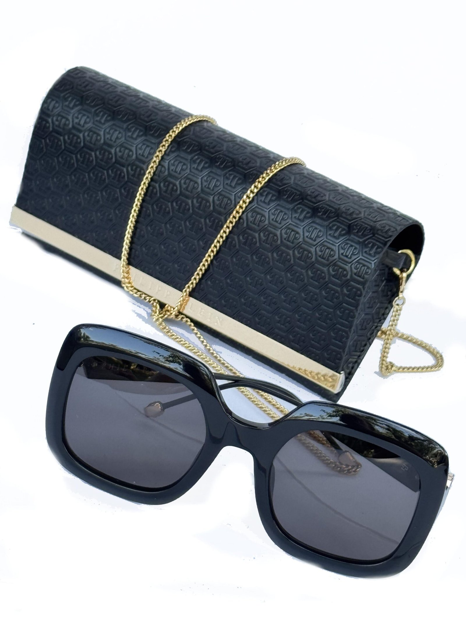 Philipp Plein SPP065S Čierne Hranaté Okuliare 4 Philipp Plein SPP065S Čierne Hranaté Okuliare – Obrázok 3