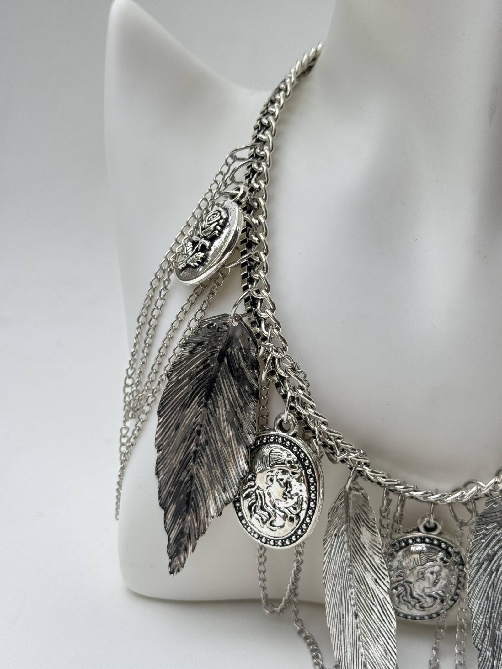 NÁHRDELNÍK MASÍVNY BOHEMIAN BIZUTERIA BIJOUX RETRO 4 Náhrdelník masívny bohemian bizuteria bijoux silver strieborny 1