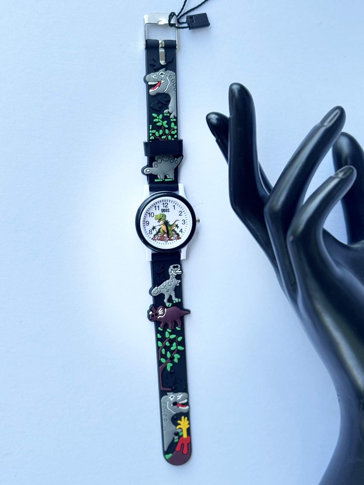 Detské hodinky Dino motív dinosaura Ø29 mm cierne 6 Detské hodinky Dino motív dinosaura Ø29 mm cierne