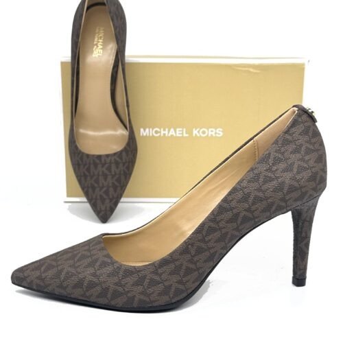 MICHAEL KORS LODICKY DOROTHY MONOGRAM PUMP BROWN 8 MICHAEL KORS Lodicky Dorothy Monogram Pump Brown – Obrázok 3