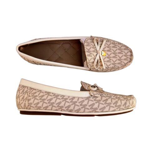 MICHAEL KORS DÁMSKE MOKASÍNY JULIETTE LOGO LOAFER VANILLA