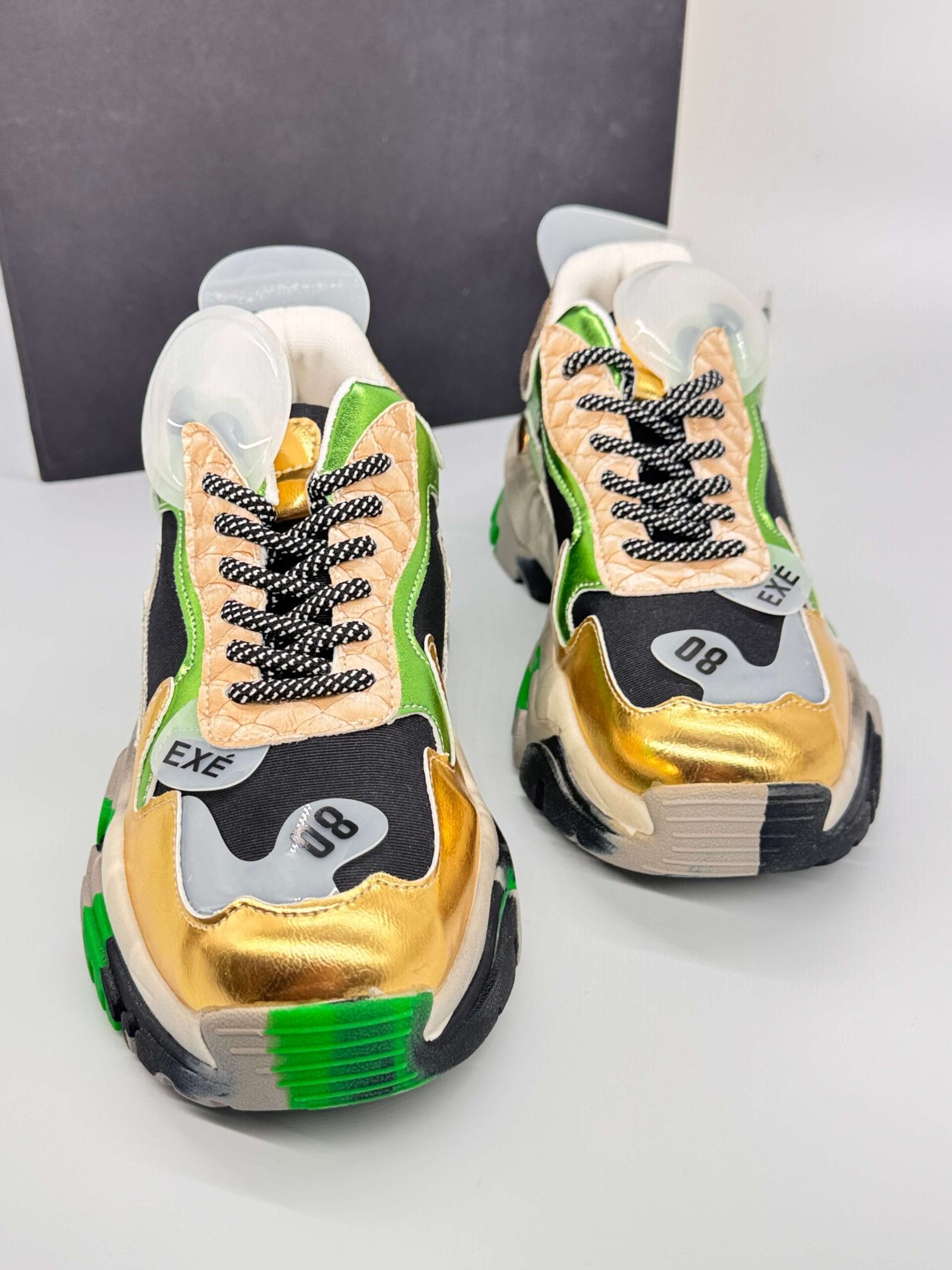 EXE DÁMSKE LUXUSNE FAREBNE TENISKY 22E10-3 GREEN BLACK 2 EXE Dámske luxusne farebne tenisky 22E10-3 green black – Obrázok 2